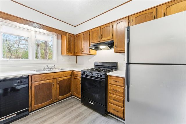 2130 Fieldstone View Court SE B, Conyers, GA 30013