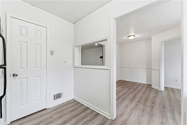 2130 Fieldstone View Court SE B, Conyers, GA 30013