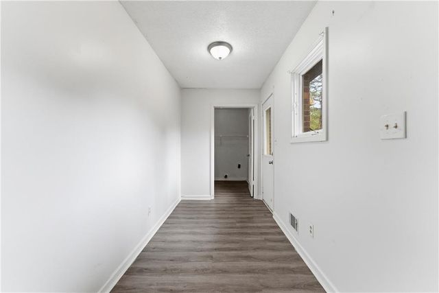 2130 Fieldstone View Court SE B, Conyers, GA 30013