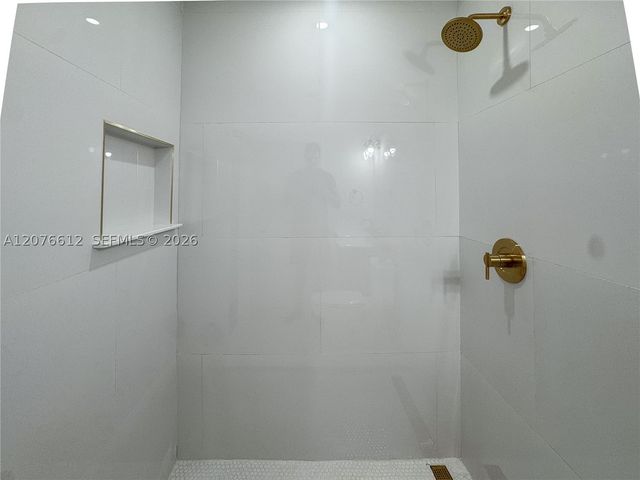 2534 NW 51st Ter, Miami, FL 33142