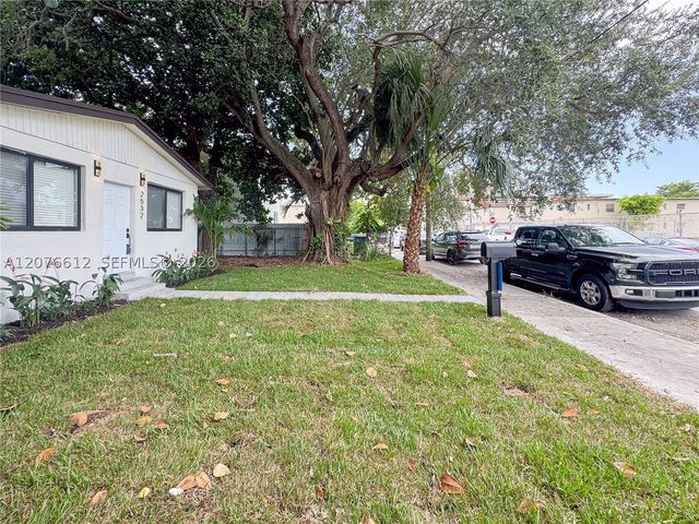 2534 NW 51st Ter, Miami, FL 33142