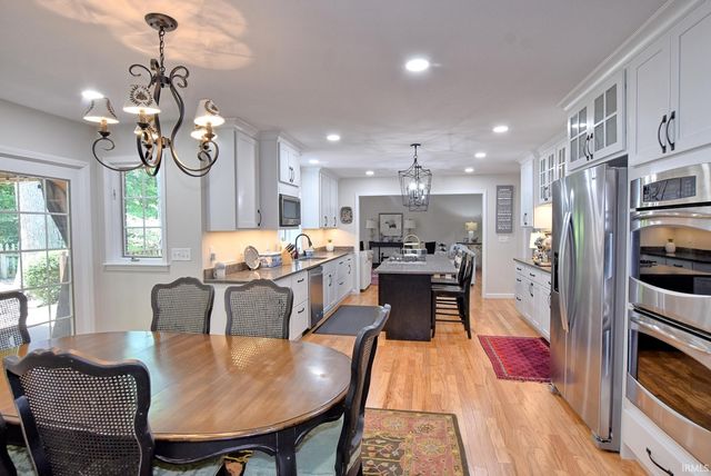 305 Key West Drive, Evansville, IN 47712