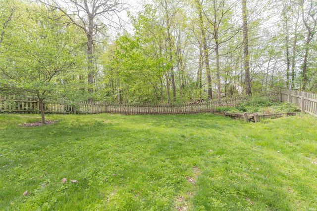 305 Key West Drive, Evansville, IN 47712
