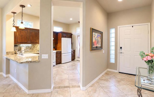 37669 Breeze Way, Palm Desert, CA 92211
