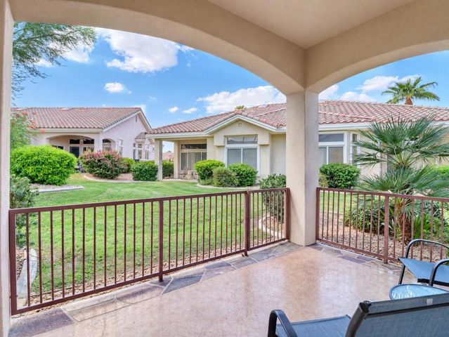 37669 Breeze Way, Palm Desert, CA 92211