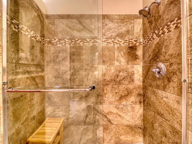 37669 Breeze Way, Palm Desert, CA 92211
