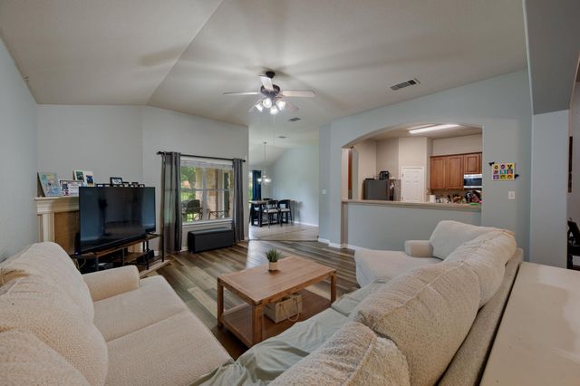4109 Meadow Bluff WAY, Round Rock, TX 78665
