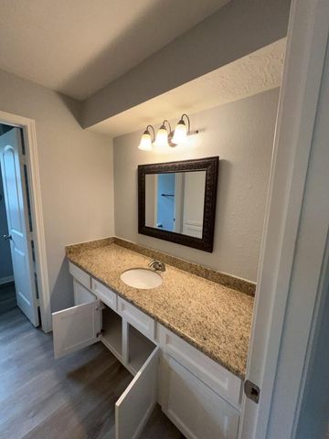 27226 Pyeatt Lane, Conroe, TX 77385