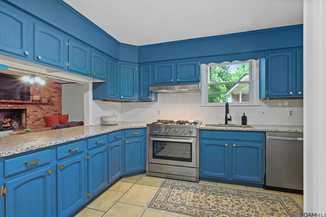 9974 Havard St, St Francisville, LA 70775