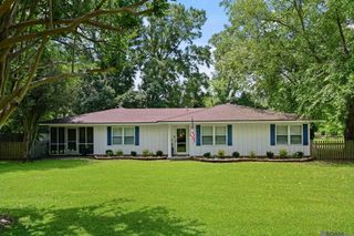 9974 Havard St, St Francisville, LA 70775