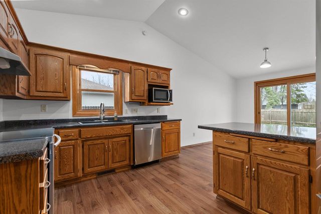 2003 Deer Haven Drive, Menasha, WI 54952