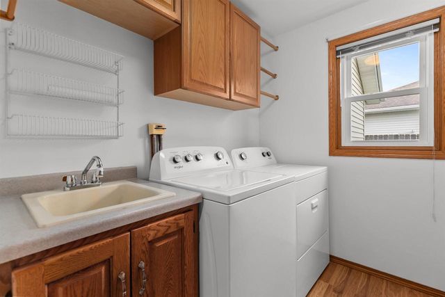 2003 Deer Haven Drive, Menasha, WI 54952