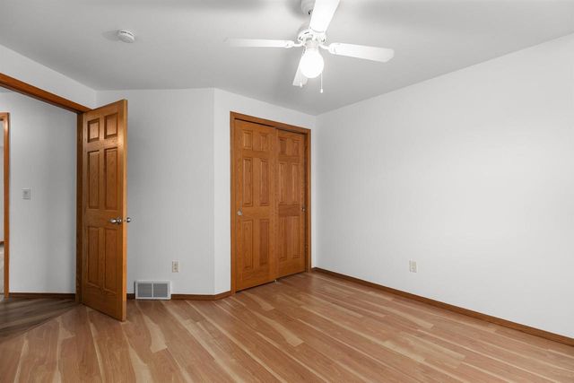 2003 Deer Haven Drive, Menasha, WI 54952