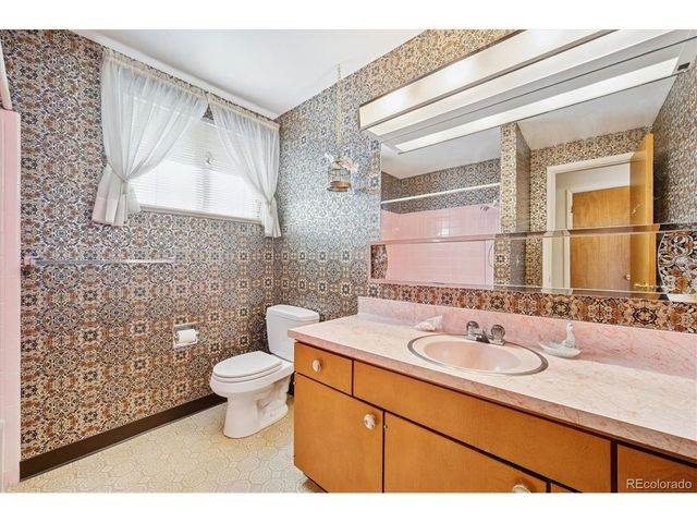 3057 S Gray St, Denver, CO 80227