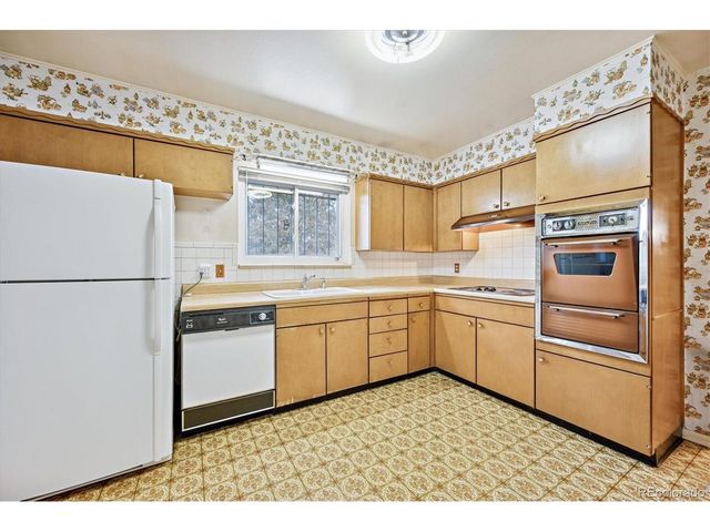 3057 S Gray St, Denver, CO 80227