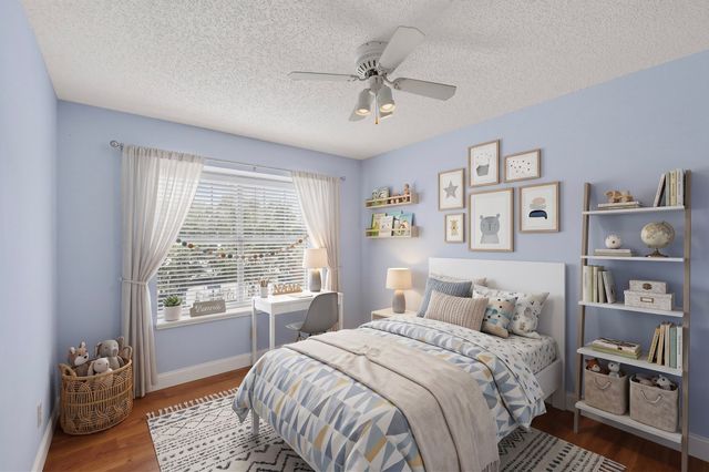 542 Clayton Street, Grand Prairie, TX 75052