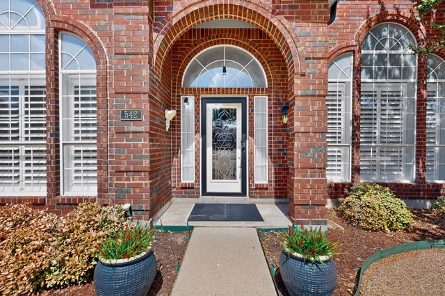 542 Clayton Street, Grand Prairie, TX 75052