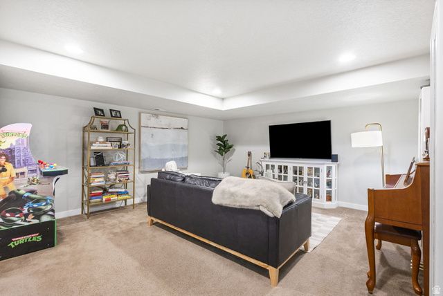 11377 S HOLLY SPRINGS DR, South Jordan, UT 84009