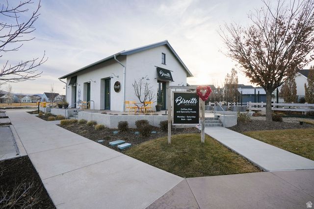 11377 S HOLLY SPRINGS DR, South Jordan, UT 84009