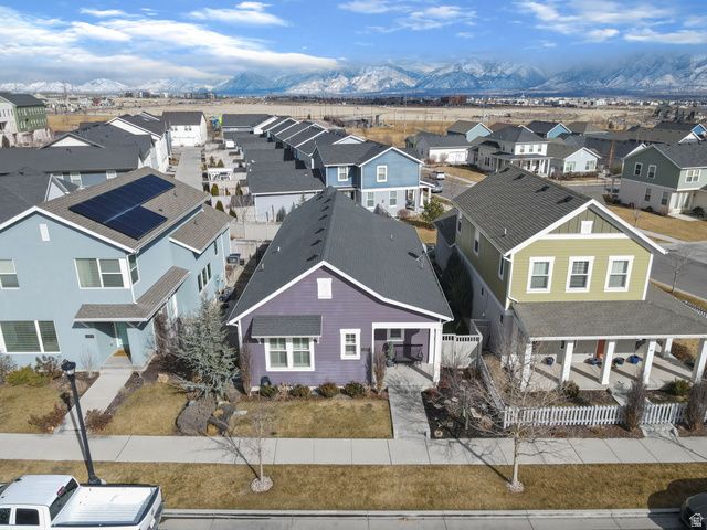 11377 S HOLLY SPRINGS DR, South Jordan, UT 84009