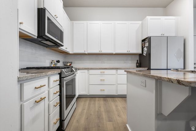 11377 S HOLLY SPRINGS DR, South Jordan, UT 84009