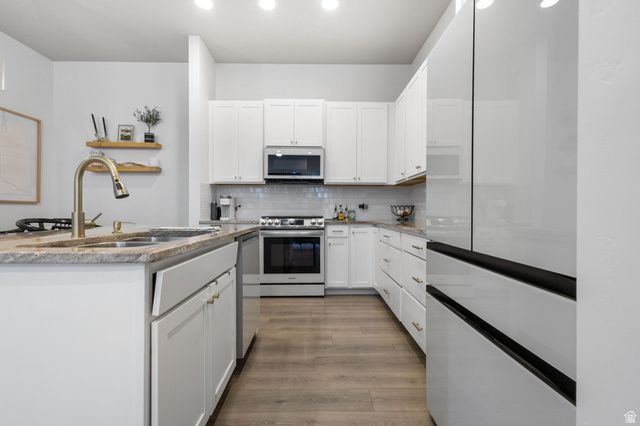 11377 S HOLLY SPRINGS DR, South Jordan, UT 84009