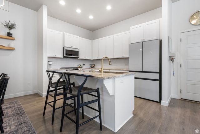 11377 S HOLLY SPRINGS DR, South Jordan, UT 84009