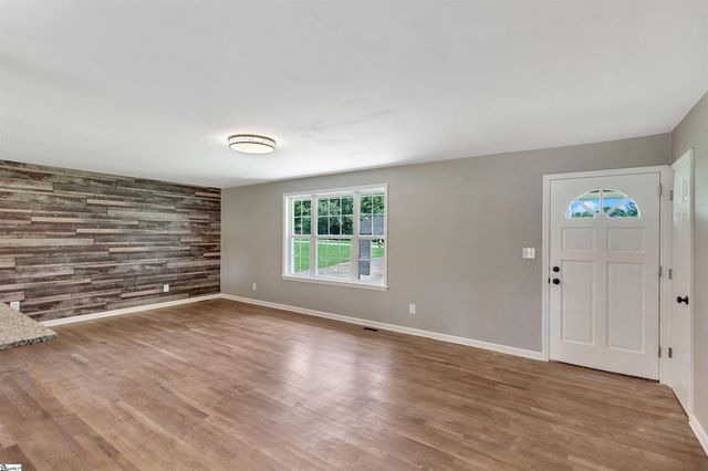 1001 Fairfield Drive, Anderson, SC 29621