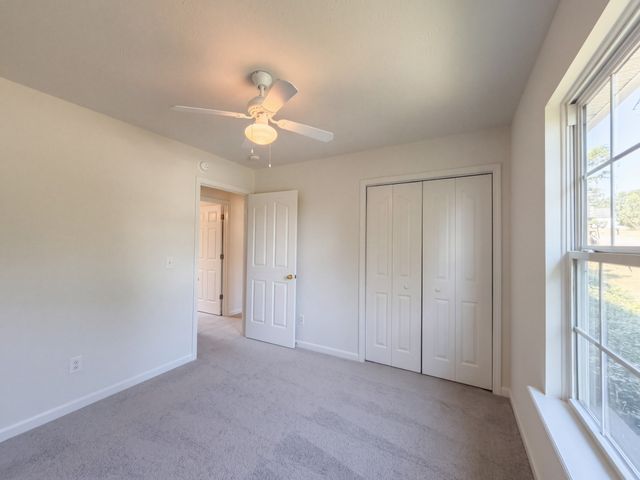 1303 St Hubbins Dr, La Vergne, TN 37086