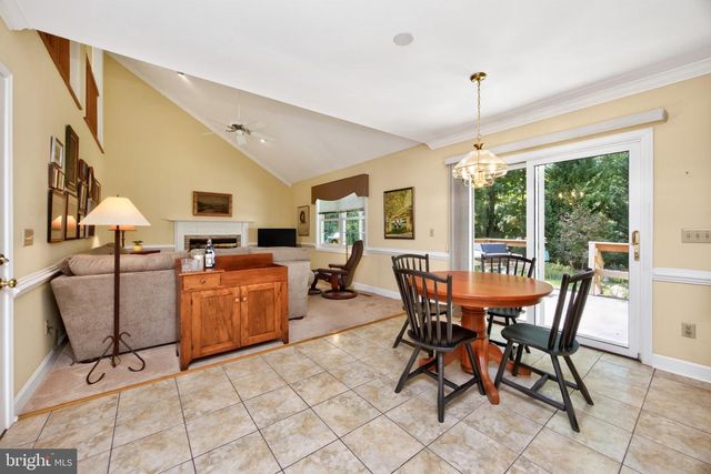 412 DOUGLAS D ALLEY DR, Newark, DE 19713