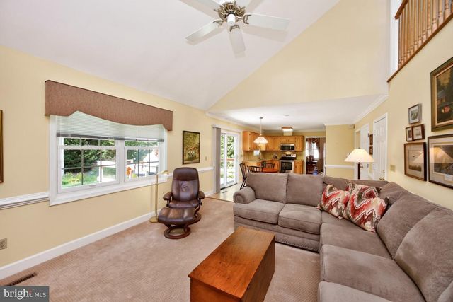 412 DOUGLAS D ALLEY DR, Newark, DE 19713