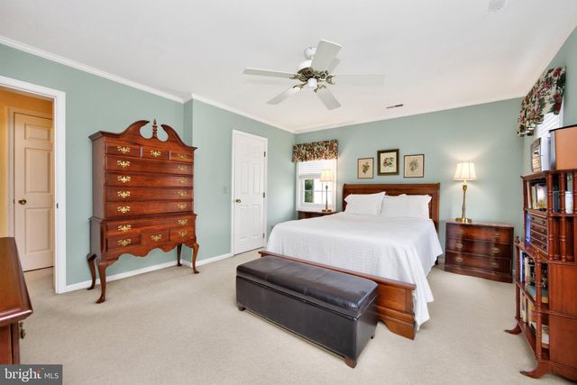412 DOUGLAS D ALLEY DR, Newark, DE 19713