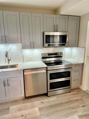2801 N Palm Aire Drive 604, Pompano Beach, FL 33069