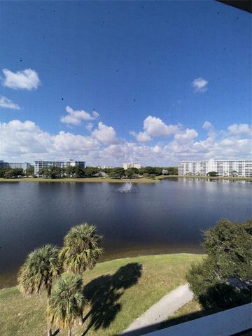 2801 N Palm Aire Drive 604, Pompano Beach, FL 33069