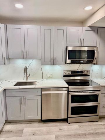 2801 N Palm Aire Drive 604, Pompano Beach, FL 33069