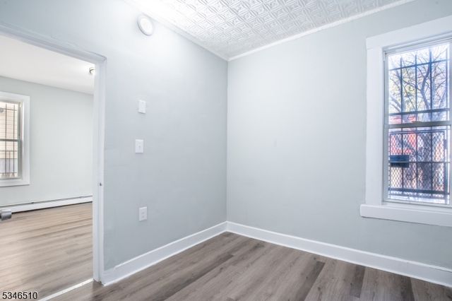 167 N Main St, Paterson City, NJ 07522