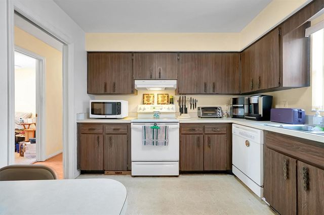 1302 PRESSVIEW AVENUE, Altamonte Springs, FL 32701