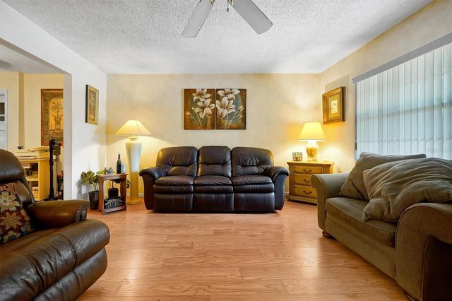 1302 PRESSVIEW AVENUE, Altamonte Springs, FL 32701