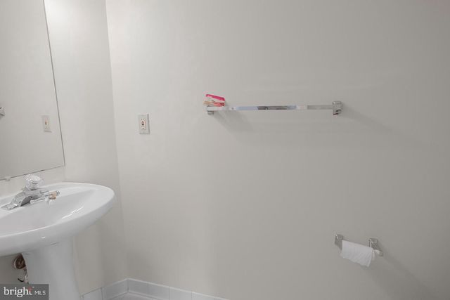 2542 LOGAN WOOD, Herndon, VA 20171