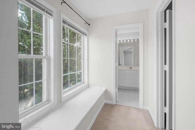 2542 LOGAN WOOD, Herndon, VA 20171