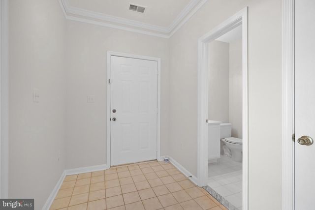2542 LOGAN WOOD, Herndon, VA 20171