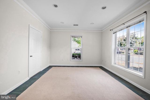 2542 LOGAN WOOD, Herndon, VA 20171