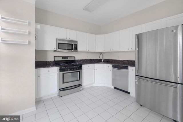 2542 LOGAN WOOD, Herndon, VA 20171