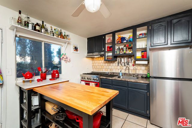 1556 Rollins Drive, Los Angeles, CA 90063