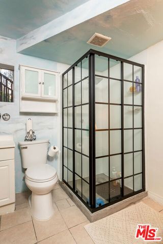 1556 Rollins Drive, Los Angeles, CA 90063