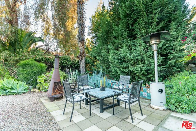 1556 Rollins Drive, Los Angeles, CA 90063