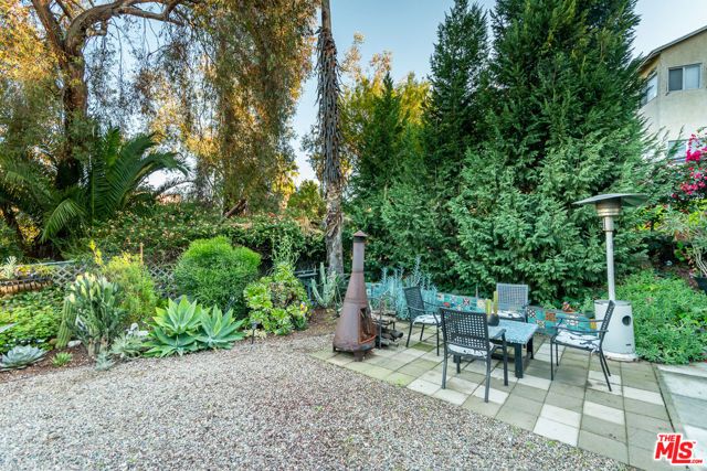 1556 Rollins Drive, Los Angeles, CA 90063