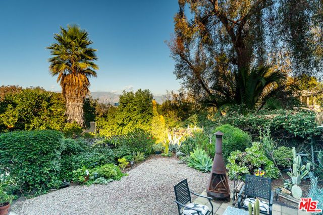 1556 Rollins Drive, Los Angeles, CA 90063