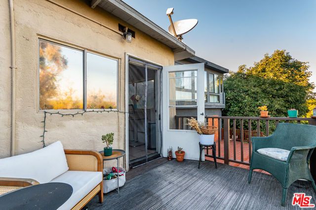 1556 Rollins Drive, Los Angeles, CA 90063