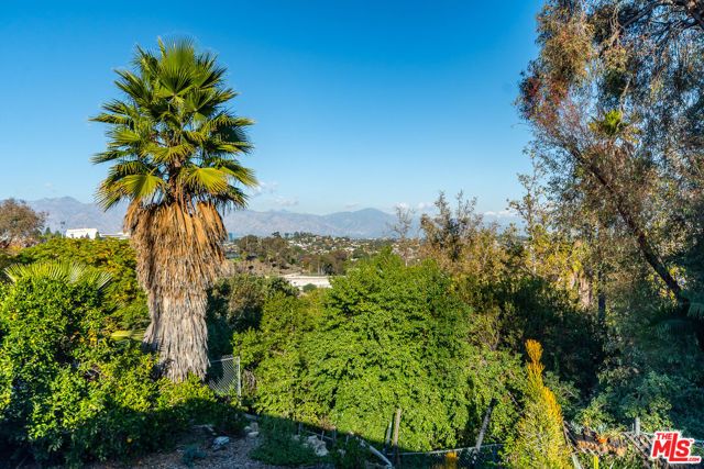 1556 Rollins Drive, Los Angeles, CA 90063
